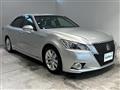 2013 Toyota Crown Hybrid