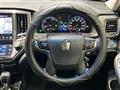 2013 Toyota Crown Hybrid