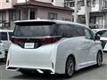 2023 Toyota Alphard