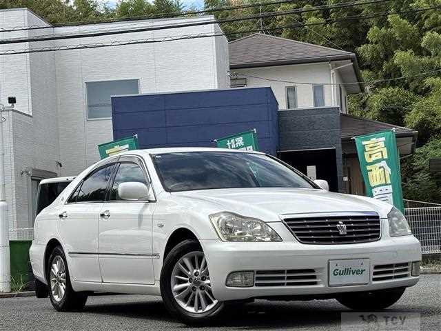 2004 Toyota Crown Royal Series