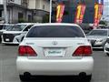2004 Toyota Crown Royal Series