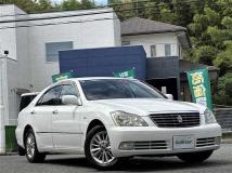 2004 Toyota Crown Royal Series