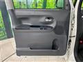 2016 Daihatsu Tanto