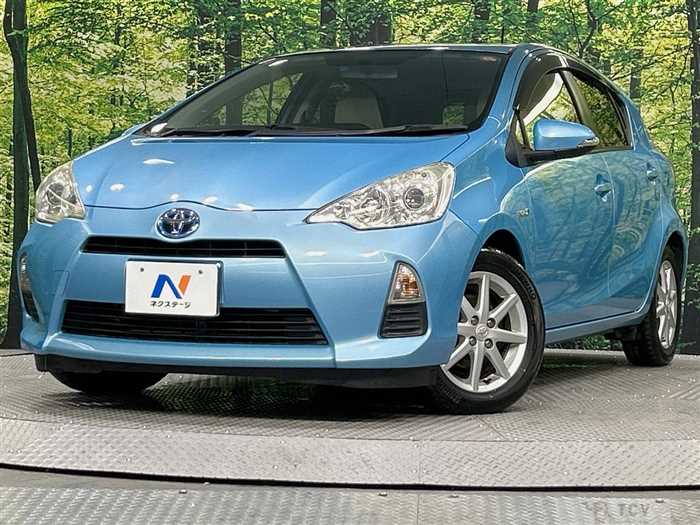 2012 Toyota AQUA