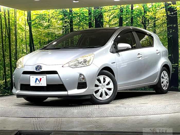 2012 Toyota AQUA