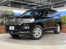 2018 Toyota Land Cruiser