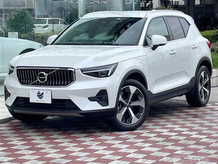 2022 Volvo XC40