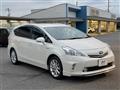 2013 Toyota PRIUS α