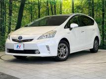 2014 Toyota PRIUS α