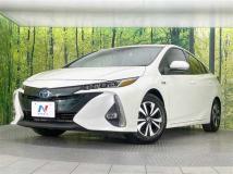 2017 Toyota Prius PHV
