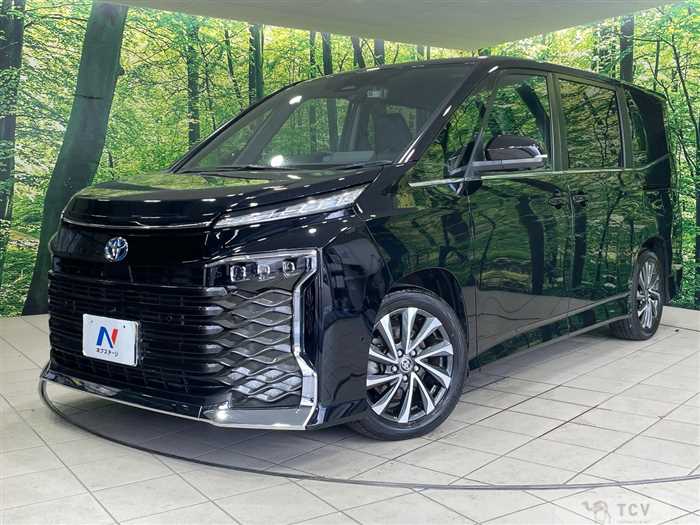 2025 Toyota Voxy