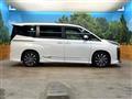2025 Toyota Voxy
