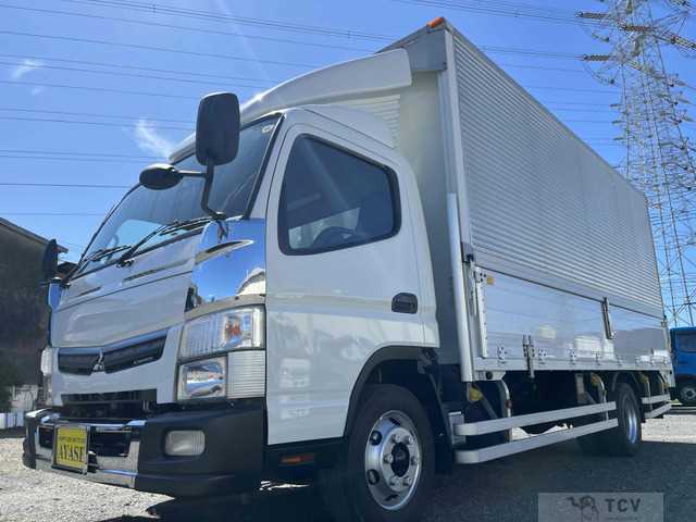 2016 Mitsubishi Canter