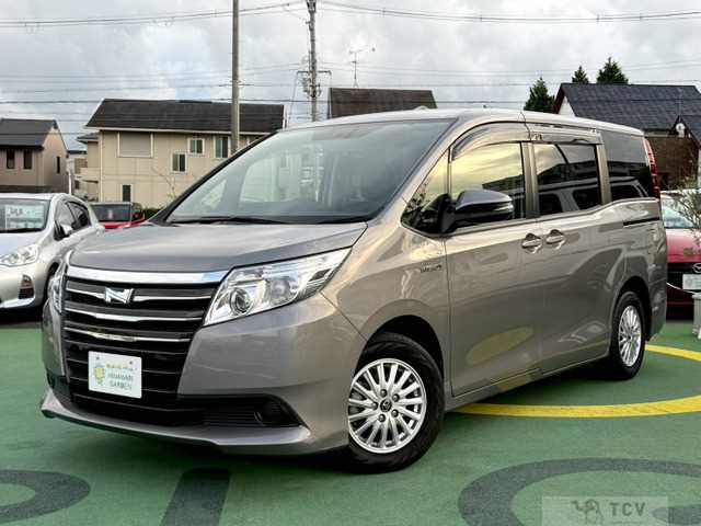 2015 Toyota Noah