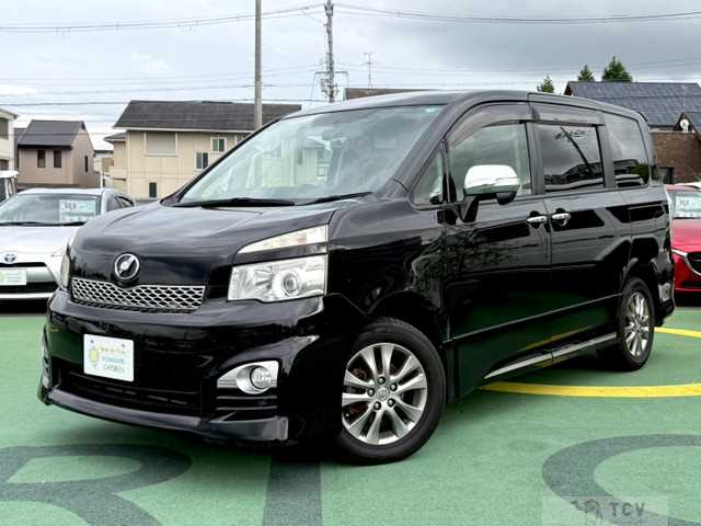 2012 Toyota Voxy