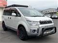 2013 Mitsubishi Delica D5