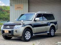 2010 Mitsubishi Pajero