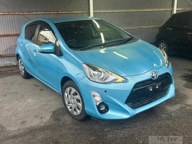 2015 Toyota AQUA
