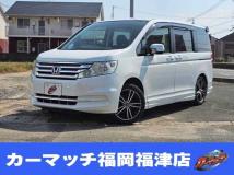 2013 Honda Step WGN