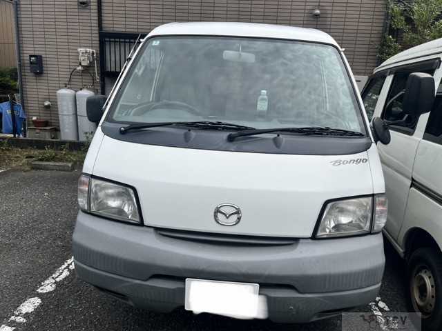 2005 Mazda Bongo Van