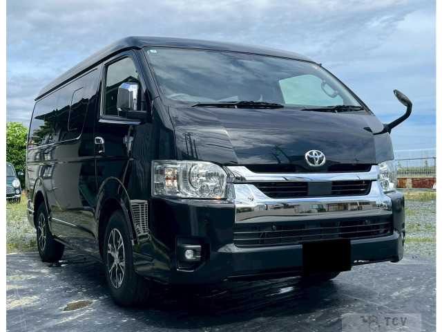 2025 Toyota Hiace Wagon