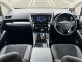 2017 Toyota Alphard Hybrid