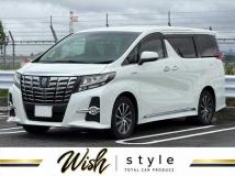 2017 Toyota Alphard Hybrid