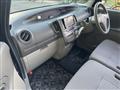 2013 Daihatsu Tanto