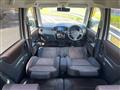 2011 Nissan ROOX