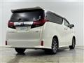 2016 Toyota Alphard Hybrid