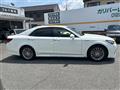 2015 Toyota Crown Hybrid