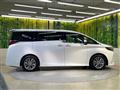 2025 Toyota Alphard Hybrid