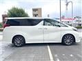 2017 Toyota Alphard