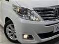 2010 Toyota Alphard