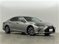 2019 Lexus ES