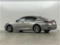 2019 Lexus ES