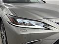 2019 Lexus ES