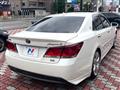 2013 Toyota Crown Hybrid