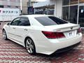 2013 Toyota Crown Hybrid