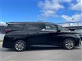 2023 Toyota Alphard Hybrid