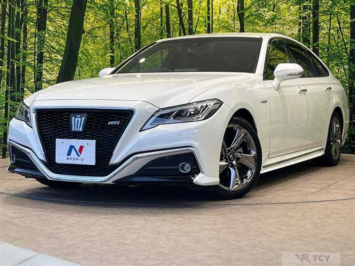 2018 Toyota Crown Hybrid