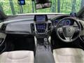 2019 Toyota Crown Hybrid