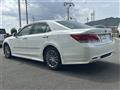 2013 Toyota Crown Hybrid