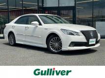 2013 Toyota Crown Hybrid