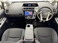 2015 Toyota PRIUS α