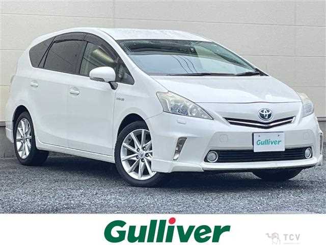 2013 Toyota PRIUS α