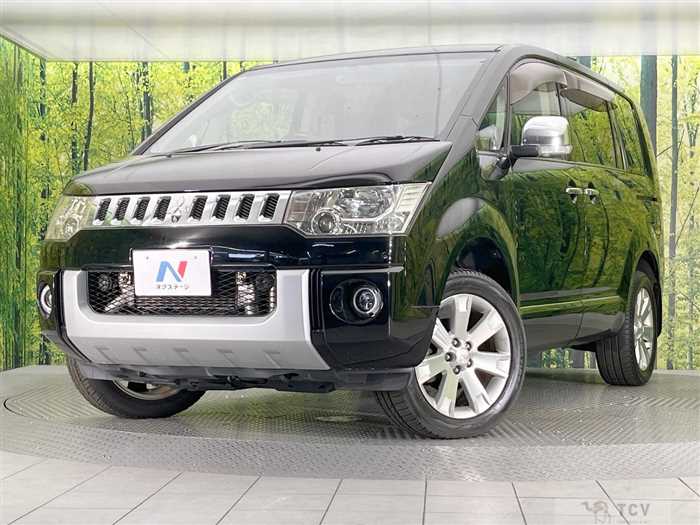 2015 Mitsubishi Delica D5