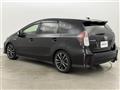 2016 Toyota PRIUS α