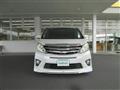 2012 Toyota Alphard