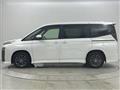 2022 Toyota Voxy